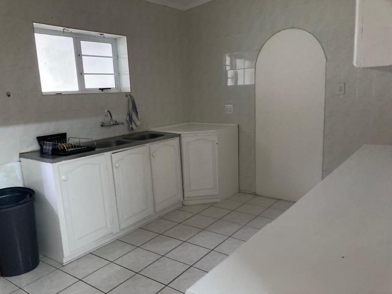 To Let Commercial Property for Rent in Newton Park Eastern Cape